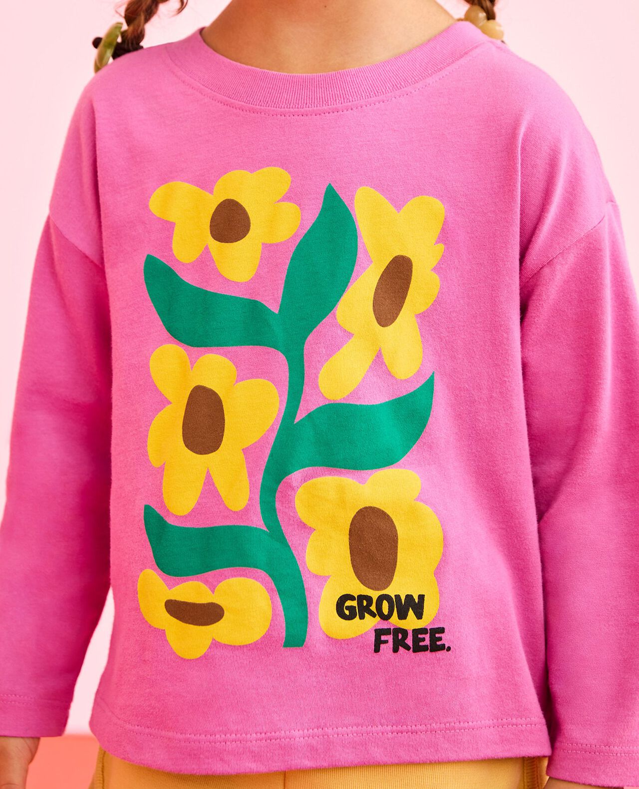 Long Sleeve Relaxed Fit Graphic T-Shirt - Image 3