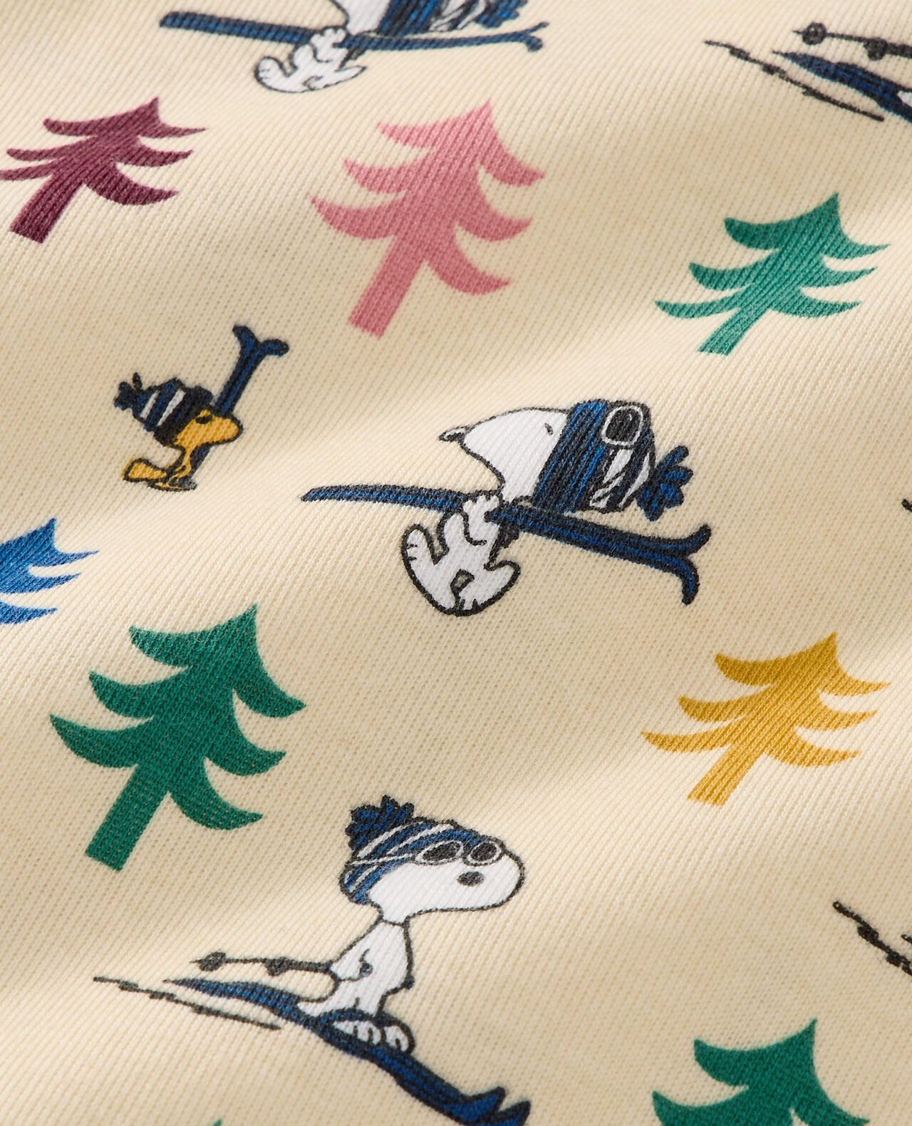 Adult Peanuts Holiday HannaJams™ Pajama Set - Image 2