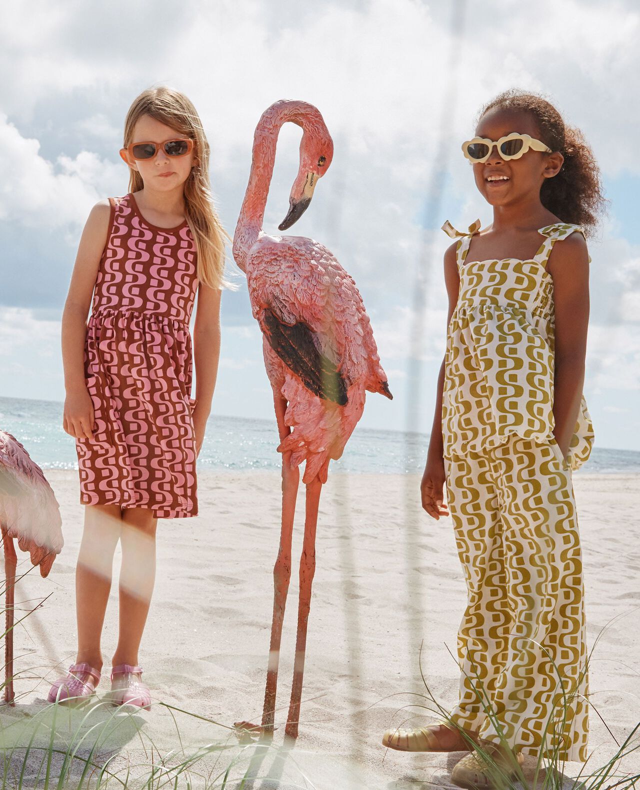 Sleeveless Playground Dress with Pockets - Image 3