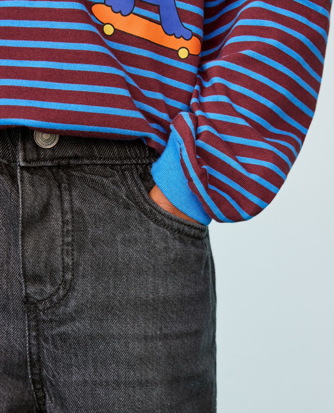 Graphic Ringer Tee - Image 5